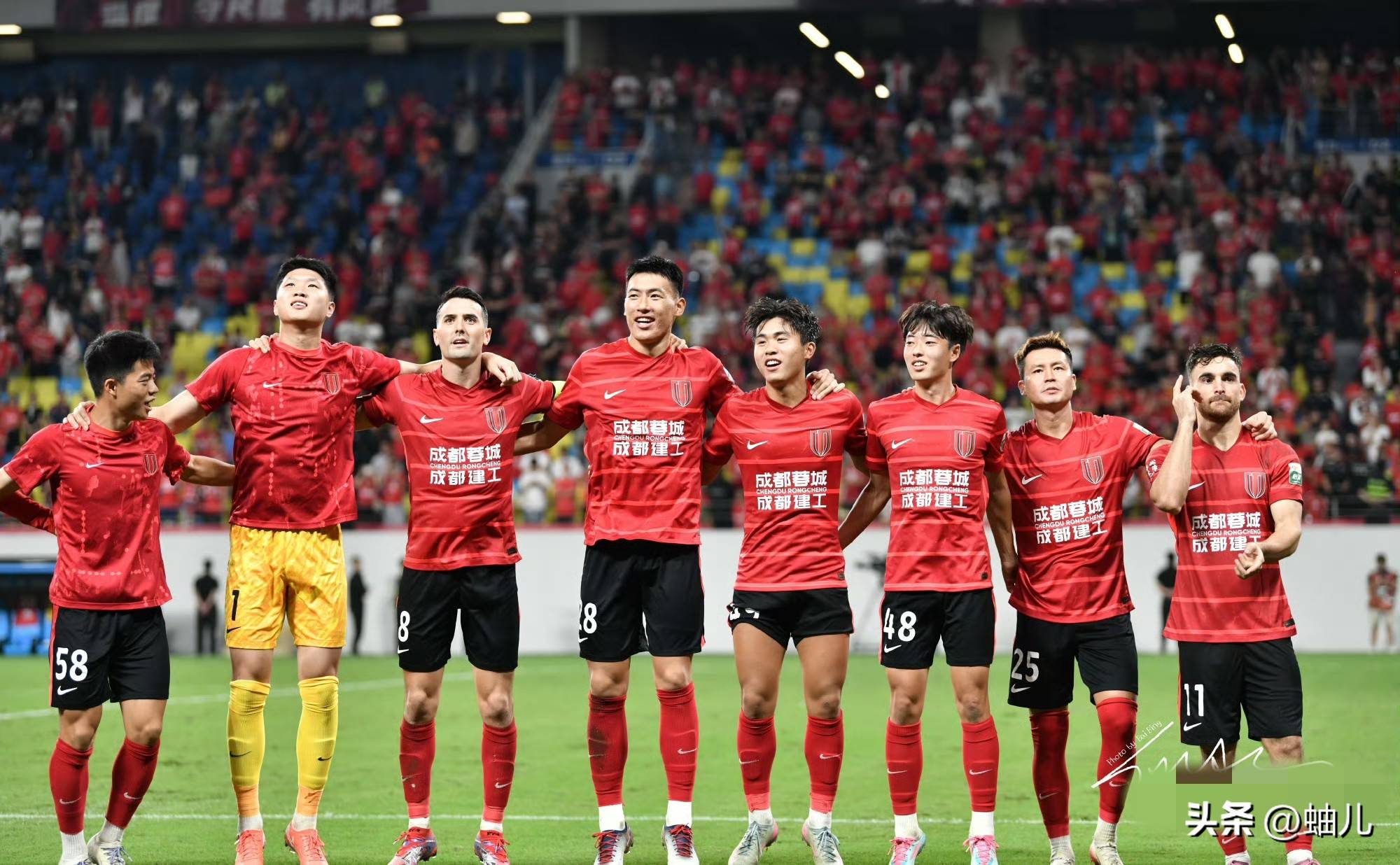 转折点成都蓉城扳平良机，CBA常规赛赛后攻防权衡，气氛紧张，训练强度明显提升