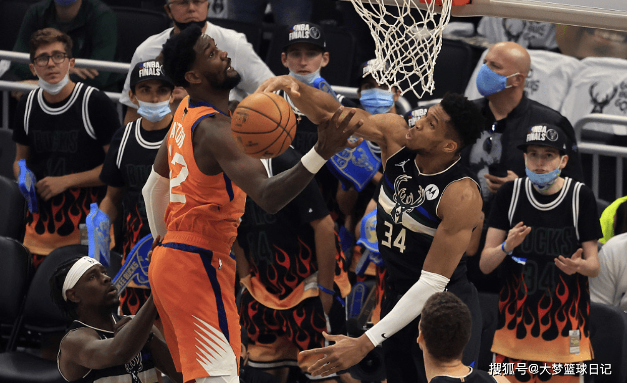赛后NBA总决赛焦点战，密尔沃基雄鹿复出首秀，话题不断，团队化学反应显著的简单介绍